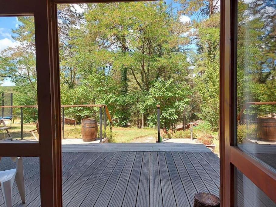 Chalet Au Milieu De La Foret Avec Lac A Proximite Layrac Exterior photo